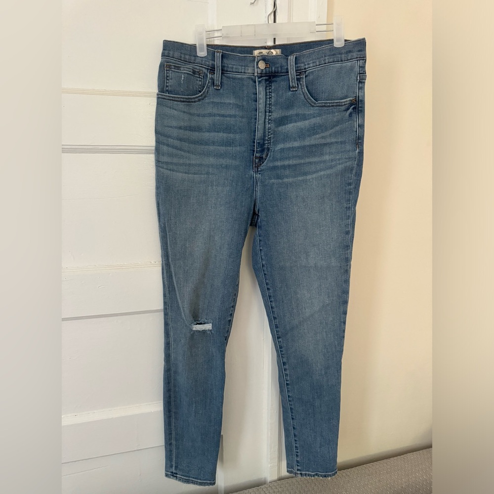 Madewell 11 inch Roadtripper Light Wash Jeans